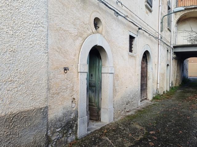 Villa Indipendente in vendita a Castelpetroso, Molise