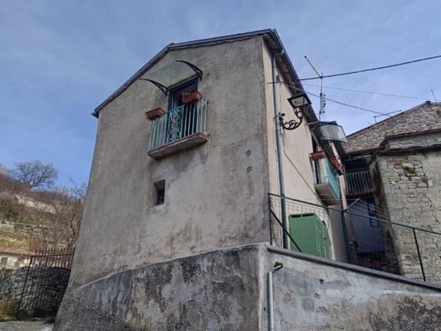 Villa Indipendente in vendita a Castelpizzuto, Molise