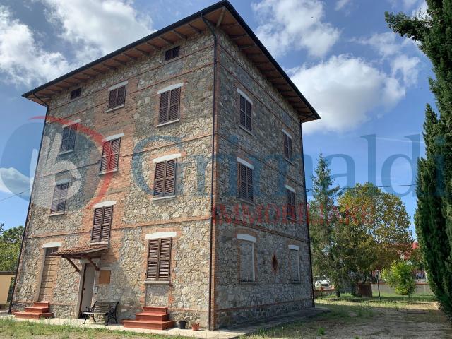 Villa Indipendente in vendita a Poggetto, Gioiella