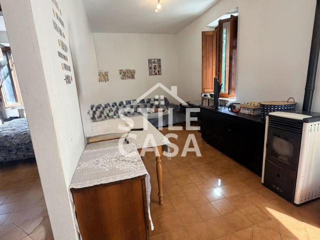 Villa Indipendente in vendita a Chiesina Uzzanese, Toscana