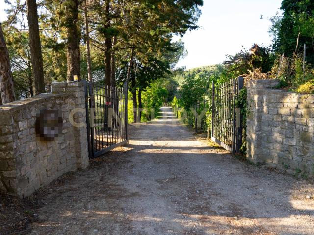 Villa Indipendente in vendita a Cinigiano, Toscana