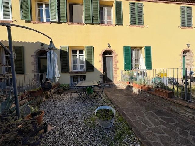 Villa Indipendente in vendita a Collesalvetti, Toscana