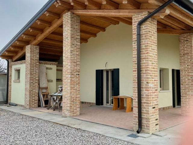 Villa Indipendente in vendita a Corbola, Veneto