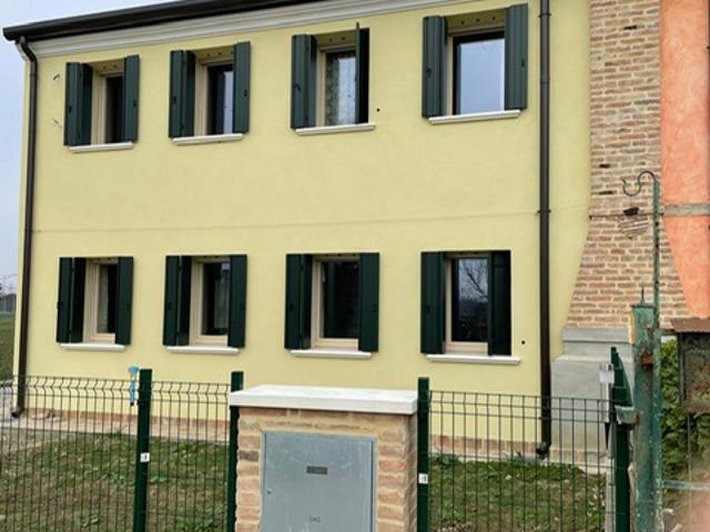 Villa Indipendente in vendita a Sagrati, Corbola