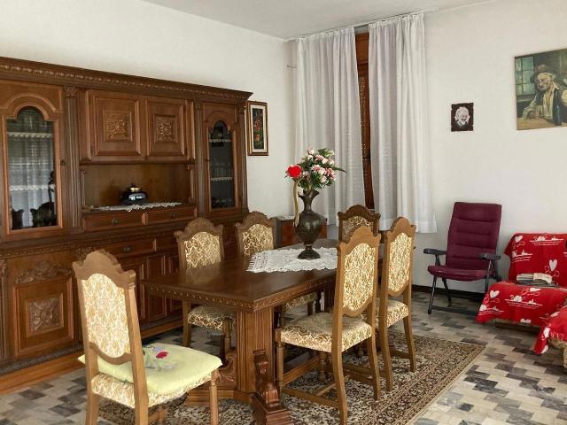 Villa Indipendente in vendita a Corbola, Veneto