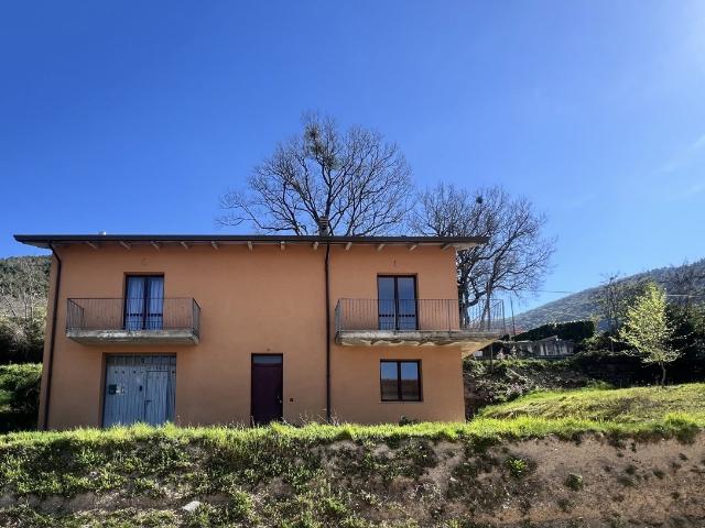 Villa Indipendente in vendita a Costacciaro, Umbria
