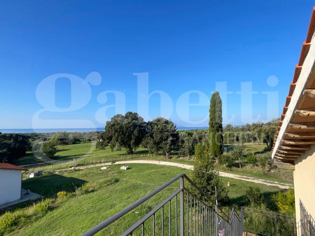 Villa Indipendente in vendita a Follonica, Toscana