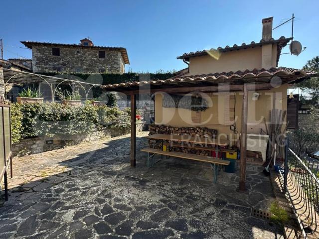 Villa Indipendente in vendita a Gaiole In Chianti, Toscana