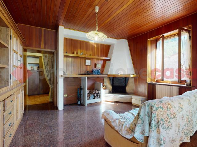 Villa Indipendente in vendita a Unione Comuni Garfagnana, Gallicano