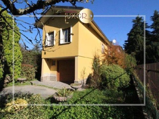 Villa Indipendente in vendita a Garbagnate Monastero, Lombardia