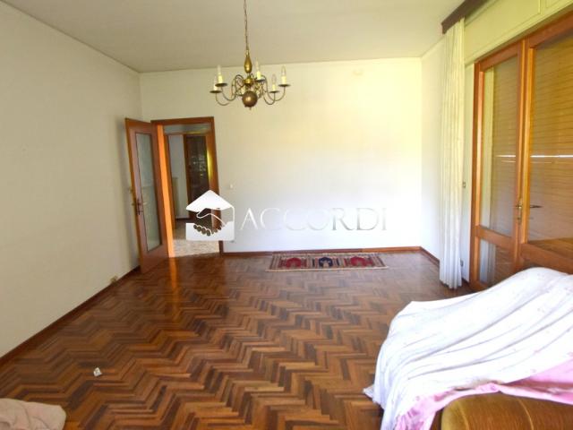 Villa Indipendente in vendita a Cusignana, Giavera Del Montello