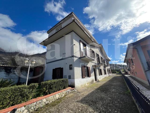 Villa Indipendente in vendita a Gioia Sannitica, Campania