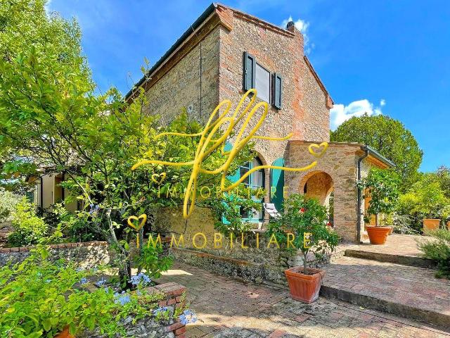 Villa Indipendente in vendita a Guardistallo, Pisa