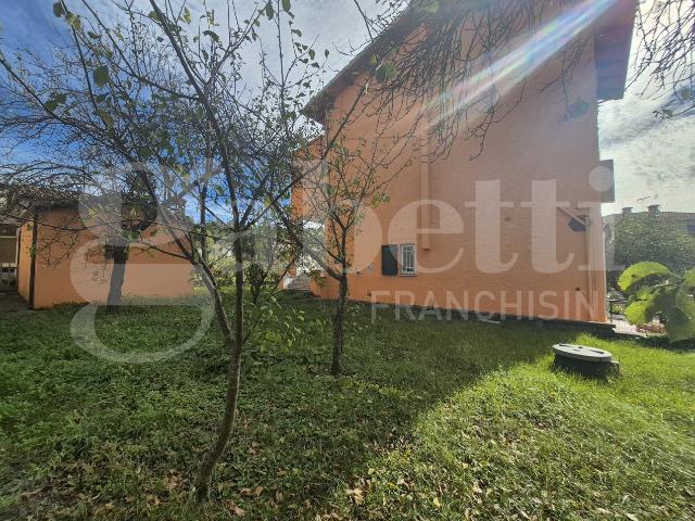 Appartamento in vendita a Gubbio, Umbria