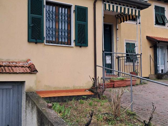 Villa Indipendente in vendita a Termo, La Spezia