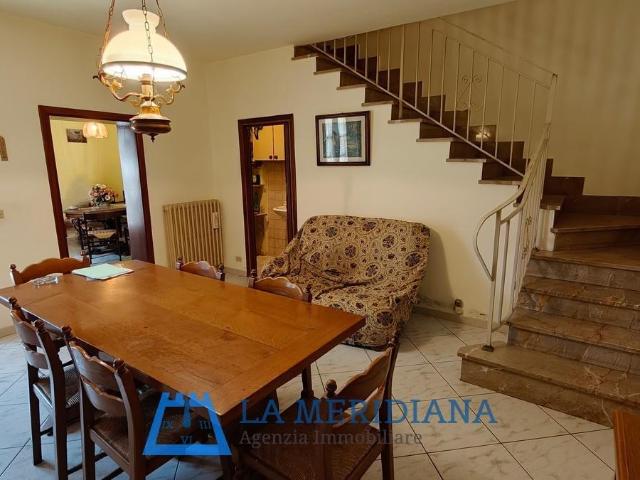 Villa Indipendente in vendita a Borgano, Lamporecchio