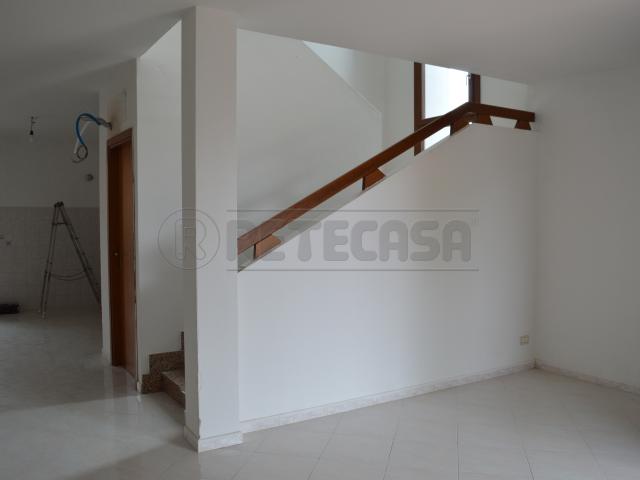 Villa Indipendente in affitto a Lonigo, Vicenza