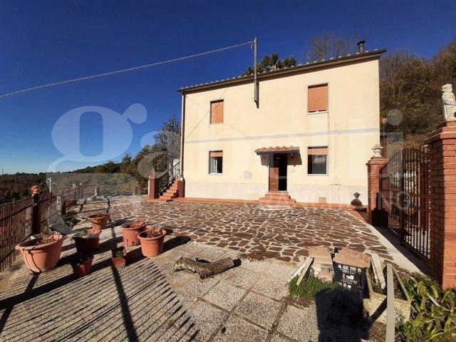 Villa Indipendente in vendita a Massa Marittima, Toscana