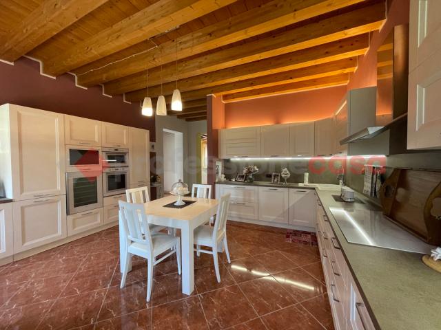 Villa Indipendente in vendita a Minerbe, Veneto
