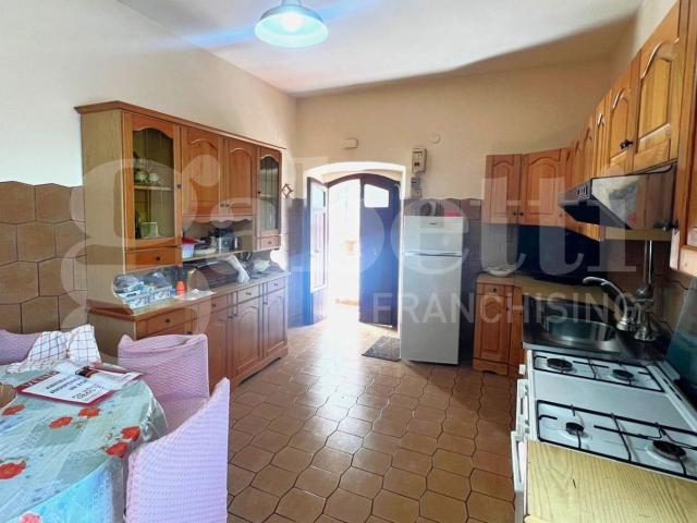 Villa Indipendente in vendita a Montaquila, Molise
