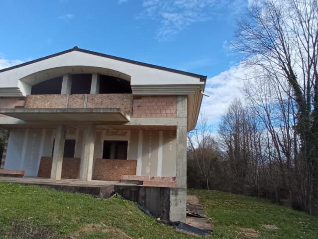 Villa Indipendente in vendita a Montevarchi, Toscana