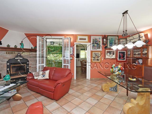 Villa Indipendente in vendita a Ostellato, Reggio Emilia