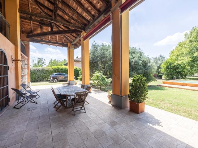 Villa Indipendente in vendita a Unione dei comuni Savena-Idice, Ozzano Dell'emilia