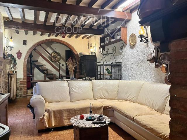 Villa Indipendente in vendita a Caselle, Paciano