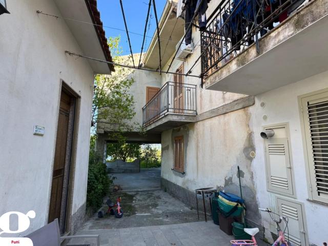 Villa Indipendente in vendita a Patti, Sicilia