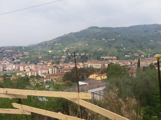 Villa Indipendente in vendita a Uzzano E Castello, Pistoia