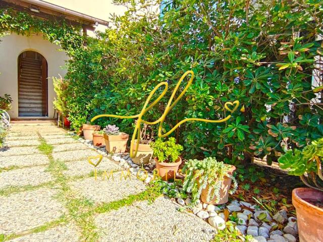 Villa Indipendente in vendita a Piombino, Toscana