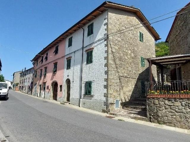 Villa Indipendente in vendita a Piteglio, Toscana