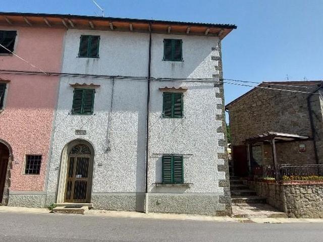 Villa Indipendente in vendita a Piteglio, Toscana