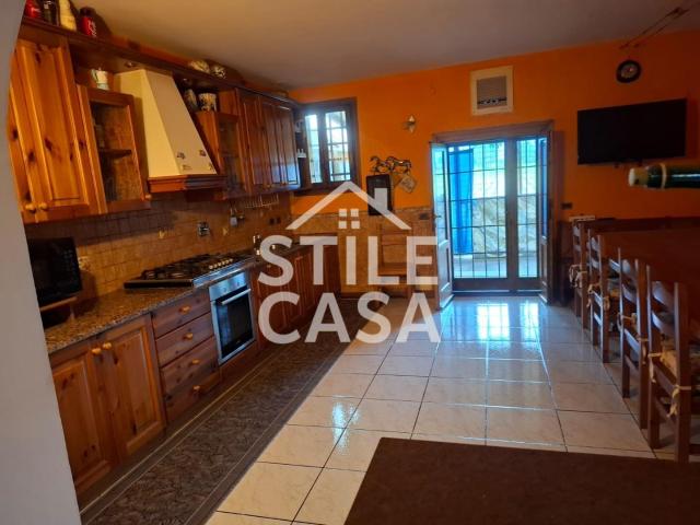 Villa Indipendente in vendita a Albinatico, Ponte Buggianese