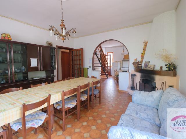 Villa Indipendente in vendita a Pontinvrea, Liguria