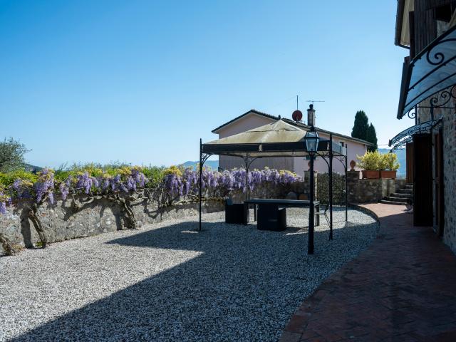 Villa Indipendente in vendita a Grisei, Sarzana