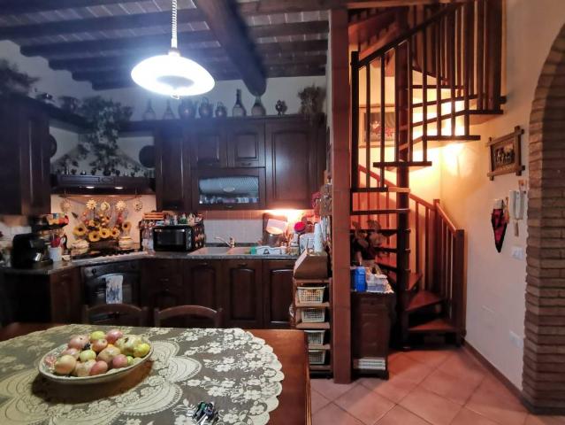 Villa Indipendente in vendita a Terricciola, Toscana