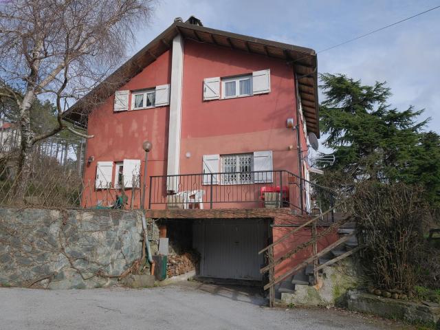 Villa Indipendente in vendita a Tiglieto, Liguria