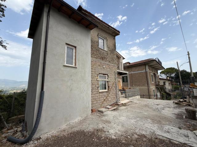 Villa Indipendente in vendita a Roma Capitale, Lazio