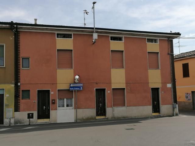 Villa Indipendente in vendita a Vaiano Cremasco, Lombardia