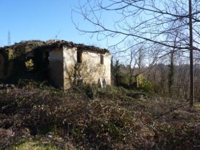 Villa Indipendente in vendita a Castello, Marche