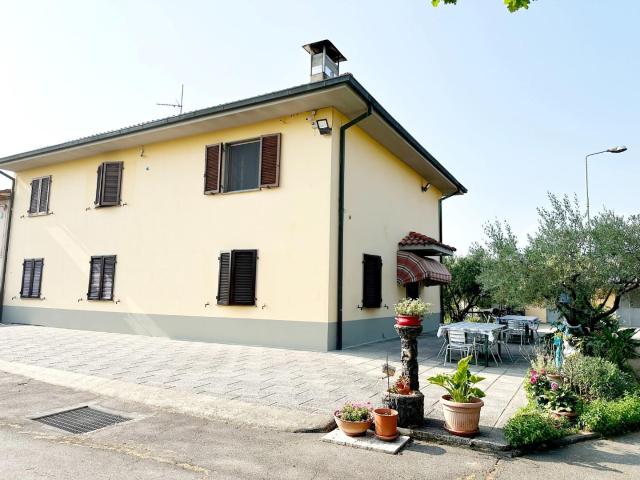 Villa Indipendente in vendita a Spianate, Altopascio