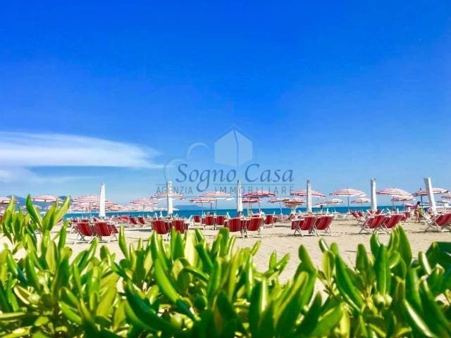 Villa Indipendente in vendita a Ameglia, Liguria