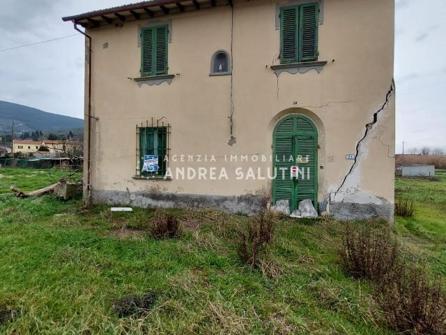 Villa Indipendente in vendita a Cascine di Buti, Buti