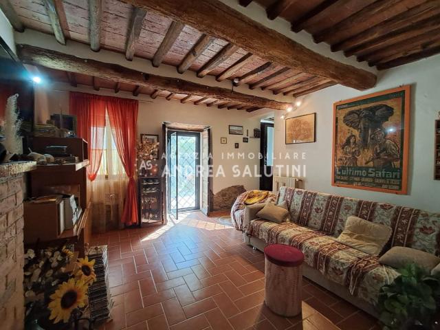 Villa Indipendente in vendita a La Croce, Buti