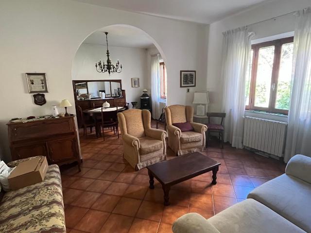 Villa Indipendente in vendita a San Pietro Belvedere, Toscana