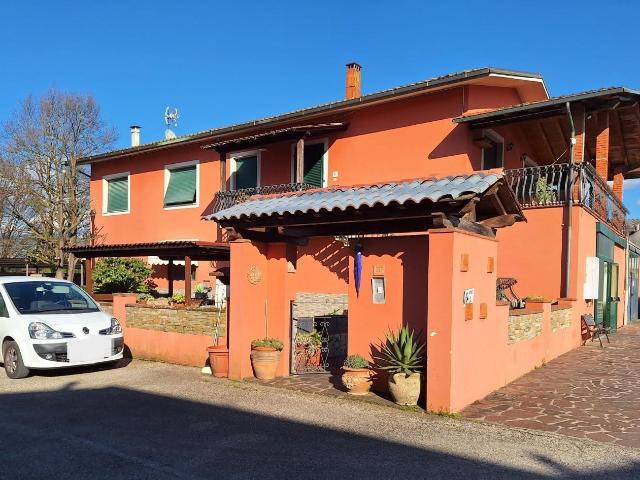 Villa Indipendente in vendita a Camigliano Santa Gemma, Capannori