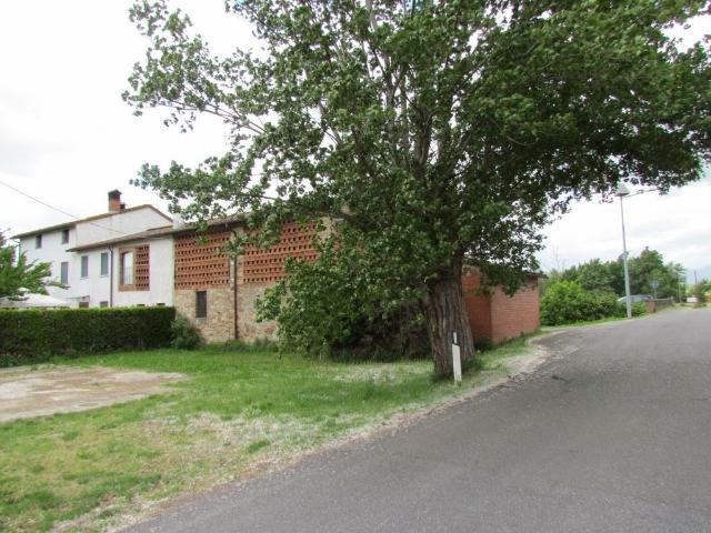 Villa Indipendente in vendita a Parezzana, Capannori