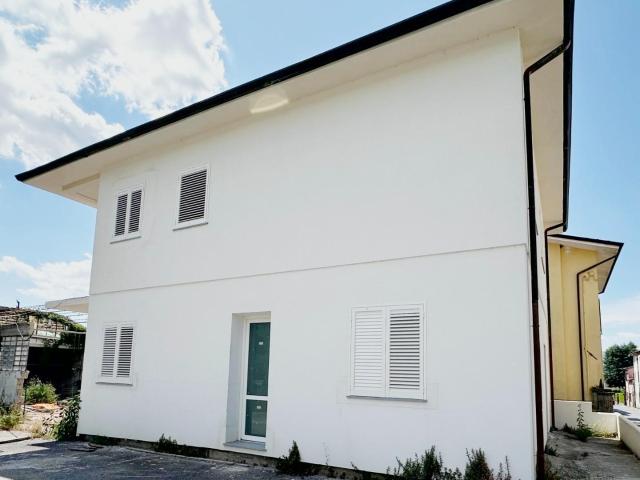 Villa Indipendente in vendita a Capannori, Toscana