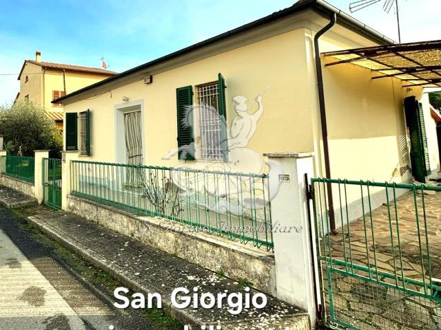 Villa Indipendente in vendita a Cascina, Toscana